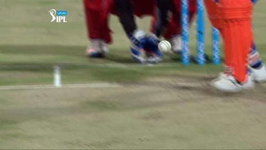 M57: GL vs RCB – Aaron Finch Wicket