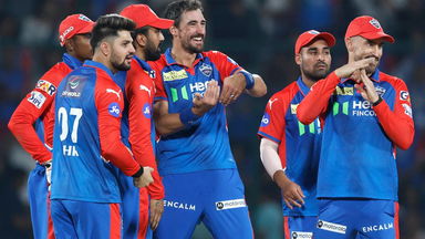 Team Hat-trick: LBW, Blinder, Run out - A fantastic final over for Starc and DC