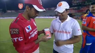 M3: KXIP vs GL – Freecharge Bolt  Moment – Wriddhiman Saha