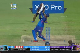 Q2: KKR vs DC – Shimron Hetmyer Six