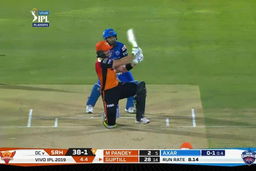 Eliminator: DC vs SRH – Martin Guptill Six