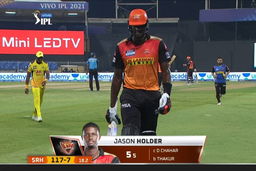 M44: SRH vs CSK – Jason Holder Wicket