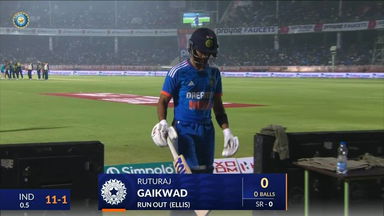 IND vs AUS 2023-24, 1ST T20I: Ruturaj Gaikwad Wicket