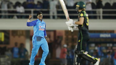 Deepti Sharma's brilliant deceiving delivery to dismiss Phoebe Litchfield