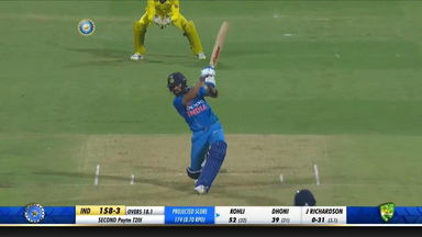 IND vs AUS 2019, 2nd T20I: Virat Kohli Six