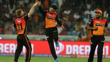 Rashid bamboozles Buttler