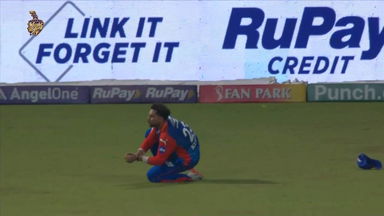 Excellent low catch ft. Kuldeep Yadav
