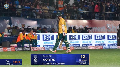 IND vs SA 2025, 3rd T20I: Anrich Nortje Wicket