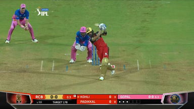 M16: RCB vs RR – Virat Kohli Six