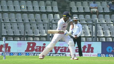 4, 4, 4: Shubman off to a fiery start