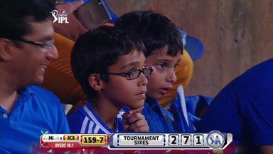 M27: MI vs RCB –  Rilee Rossouw Six