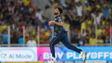 Out 1st ball, Outrageous Six: Siraj vs Samson and Ruturaj