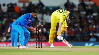 Bullseye - Virat Kohli gets Cameron Green runout