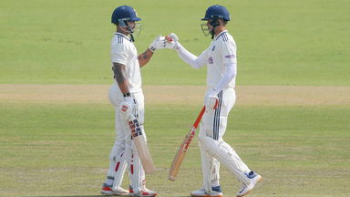 Going big! Gill, Reddy deal in sixes