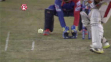 M55: KXIP vs DD – Manan Vohra Wicket