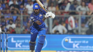 Captain Hardik Pandya's stylish 40(22) in MI's chase