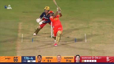 WPL 2025, M01 - GG vs RCB: Simran Shaikh Six