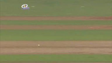 Match 12 MI vs RR – Pollard's Wicket