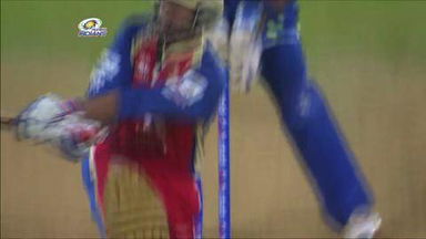M27: MI vs RCB –  Parthiv Patel Wicket