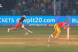 Wicket: Match 18, UP Warriorz vs Royal Challengers Bengaluru, WPL 2025: Renuka Singh Wicket