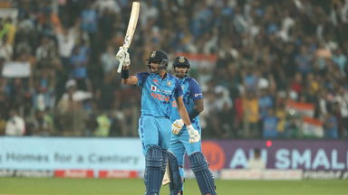 Axar Patel’s courageous 65 (31)