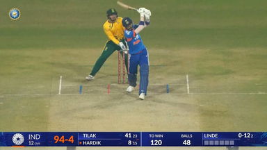 IND vs SA 2025, 2nd T20I: Hardik Pandya Six