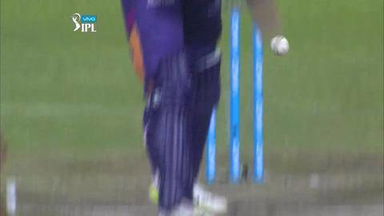 M45: KKR vs RPS – Saurabh Tiwary Wicket