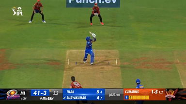 M55: MI vs SRH  – Suryakumar Yadav Six