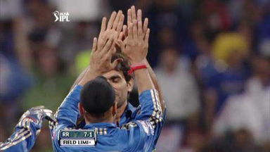 Match 12 MI vs RR – Dravid's Wicket