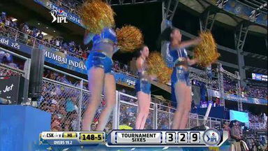 M33: MI vs CSK –  Corey Anderson Six