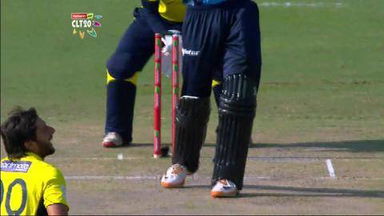Q3: AA vs HAM – Guptill c Ali b Afridi