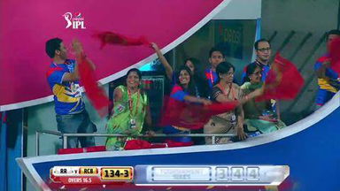 M35: RCB vs RR– YES BANK Maximum Sixes - Yuvraj Singh