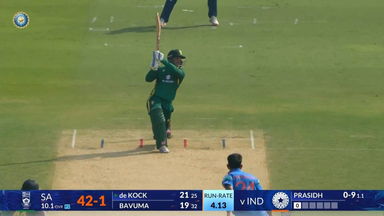 IND vs SA 2025, 3rd ODI: Quinton De Kock Six