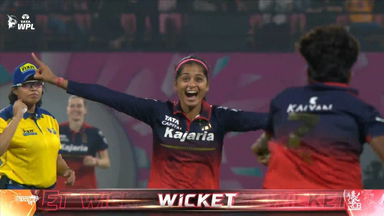 Wicket: Match 9, Royal Challengers Bengaluru vs Gujarat Giants, WPL 2026: Renuka Singh Wicket