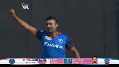 Amit Mishra's economical 3-wicket haul
