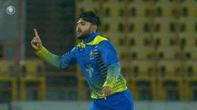 Vijay Hazare Trophy 2023 SF2: 4, 4, W: Manoj Bhandage's perfect reply to Lomror