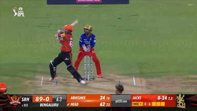 M30: RCB vs SRH – Travis Head Six