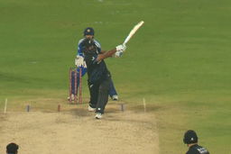 IND vs NZ 2026, 5th T20I: Ish Sodhi Six
