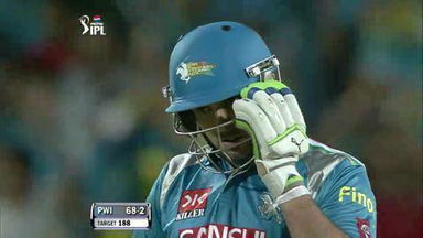 M46: PWI vs RCB – Yuvraj Singh Six