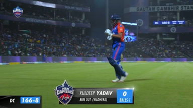 M16: DC vs MI – Kuldeep Yadav Wicket
