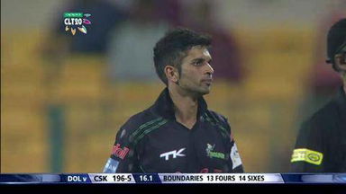 M8: DOL vs CSK –  Ravindra Jadeja Six