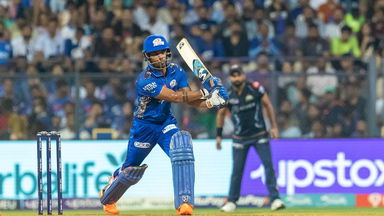 Vishnu Vinod impresses with a quick-fire 30(20)