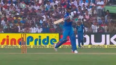 1ST ODI: IND vs SL – Ajinkya Rahane Six