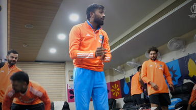 Hardik Pandya celebrates his 30th birthday with Team India
