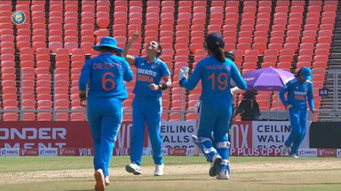 IND-W vs NZ-W 2024, 3rd ODI: Fall of Wickets