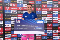 M12: RR vs KKR – Unacademy Lets Crack It Sixes of the Match – Tom Curran