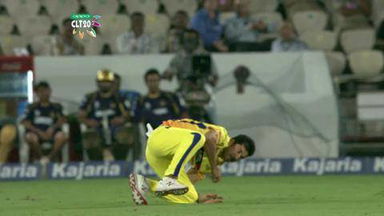 CLT20 2014 M1: KKR vs CSK  –   Ashish Nehra's four-for