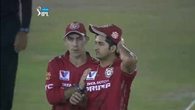 M36: KXIP vs DD – Mohit Sharma's stunning penultimate over