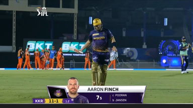 M25: SRH vs KKR – Aaron Finch Wicket