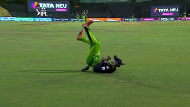 M54: SRH vs RCB – Bhuvneshwar Kumar Wicket